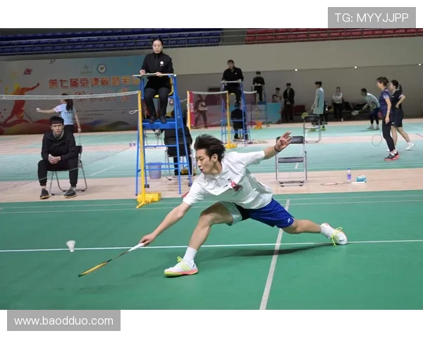 武汉羽毛球队在全国团队协作排行榜中荣登第七名展现出色团队精神与实力